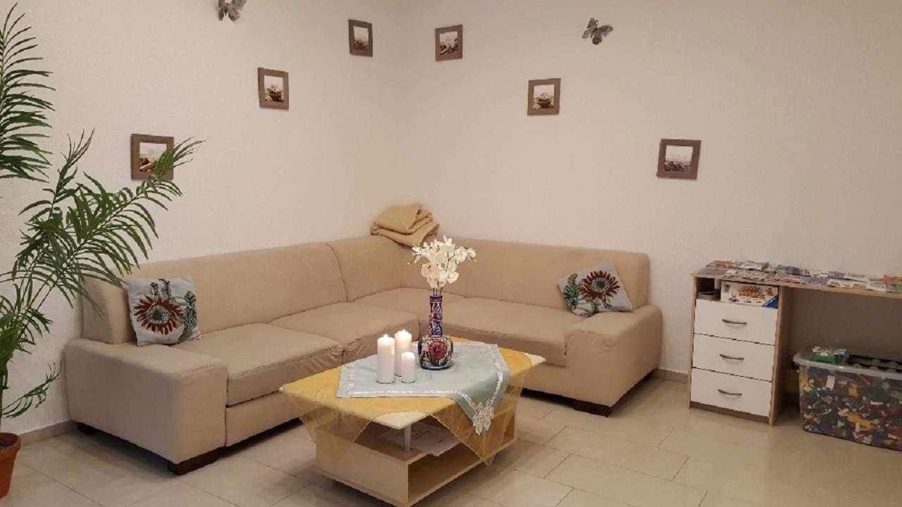 Apartment 3 *